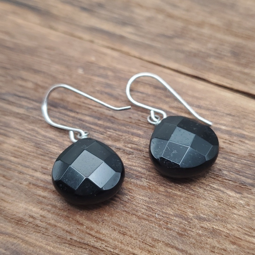 Onyx faceted drop‎ gem earrings E431
